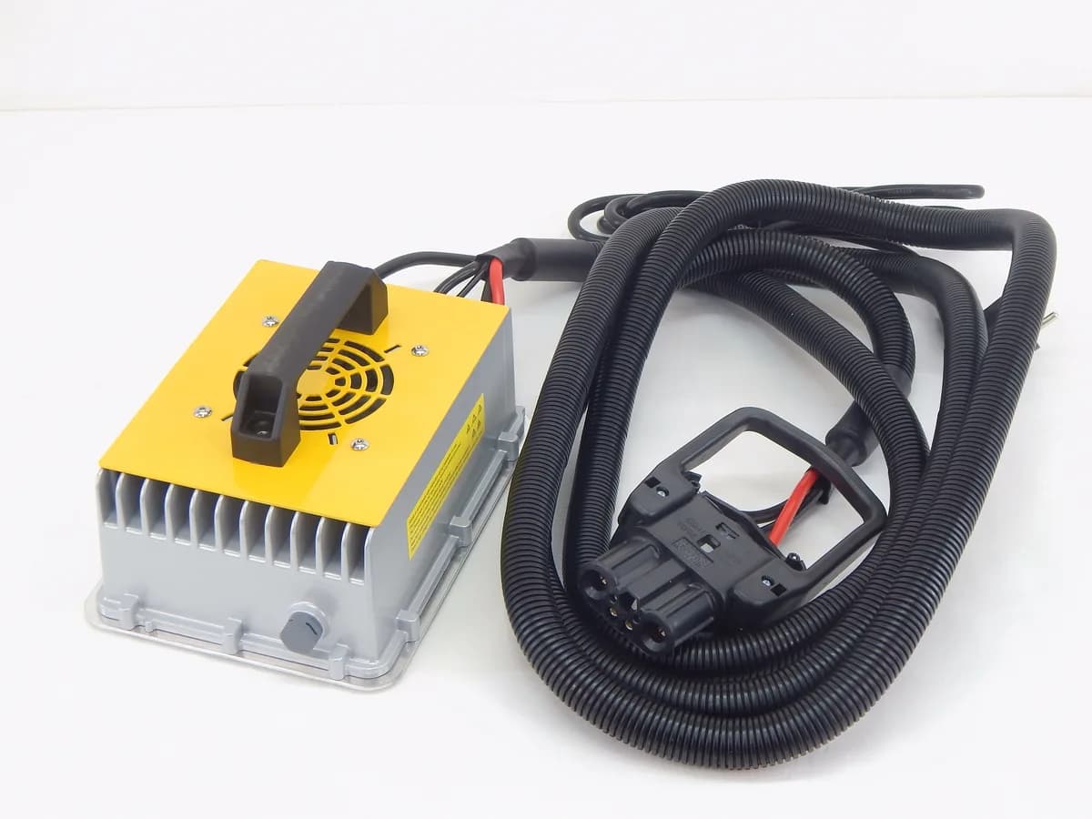 Зарядное устройство для тележек CBD20R-II Li-ion 24V/50A (Charger 35206000174) — фото 2